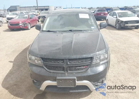 2018 Dodge Journey Crossroad z USA, uszkodzony, nr VIN 3C4PDCGB1JT519624